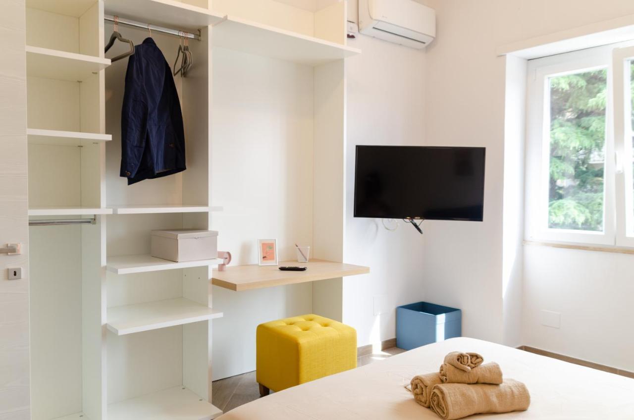 Don Gaetano Apartment - Nel Cuore Di Napoli Luaran gambar