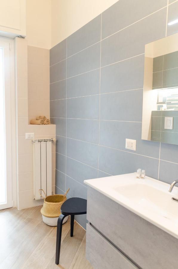 Don Gaetano Apartment - Nel Cuore Di Napoli Luaran gambar