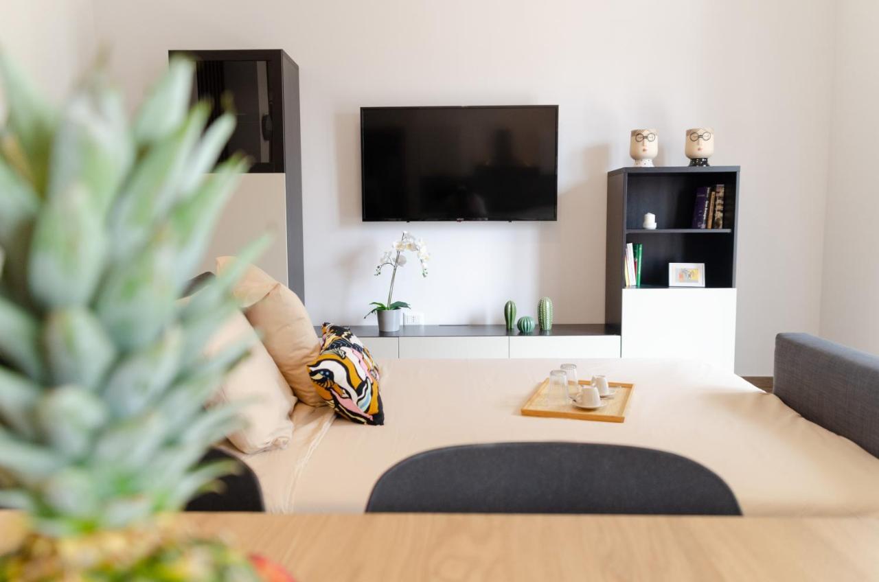 Don Gaetano Apartment - Nel Cuore Di Napoli Luaran gambar